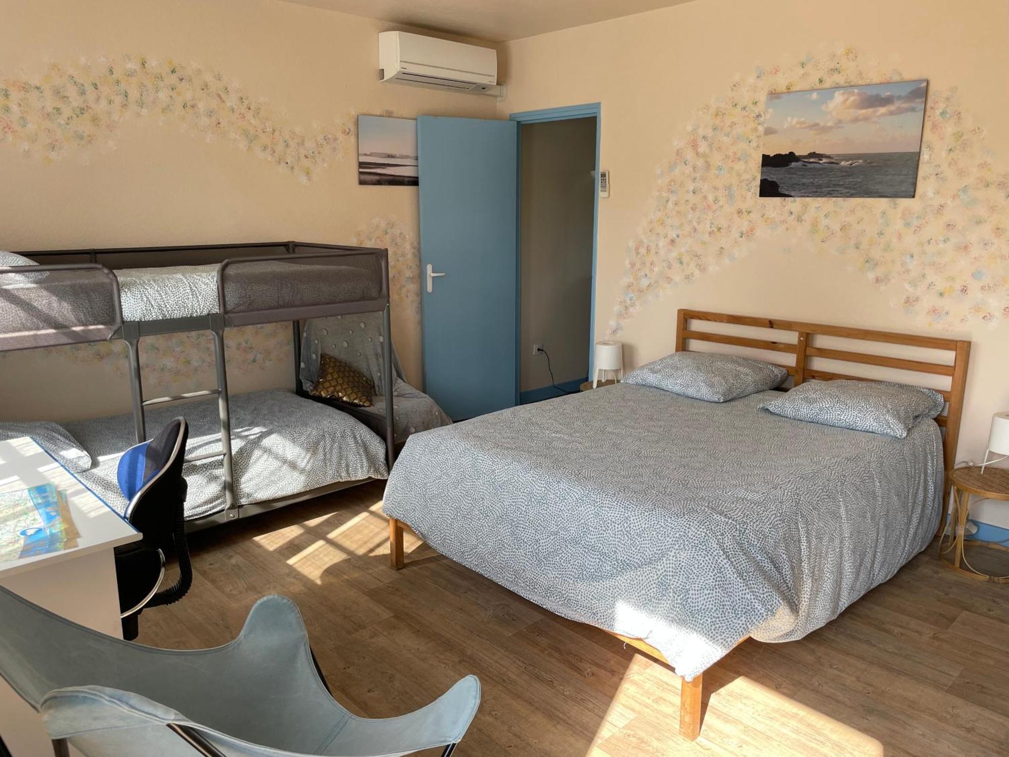 Arty Villa Louannec Екстериор снимка